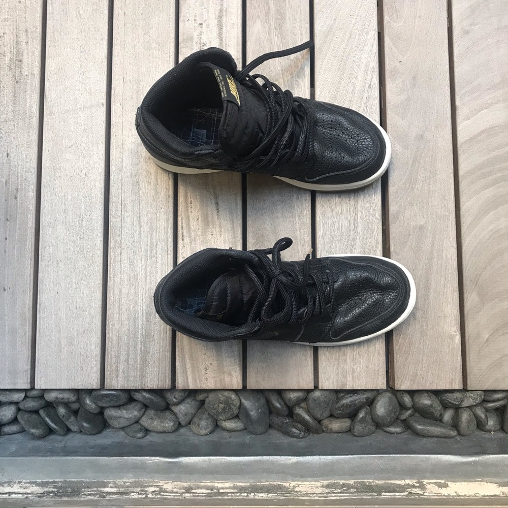 JORDAN Air Jordan 1 Retro High LA “Los Angeles” - Picture 3 of 10